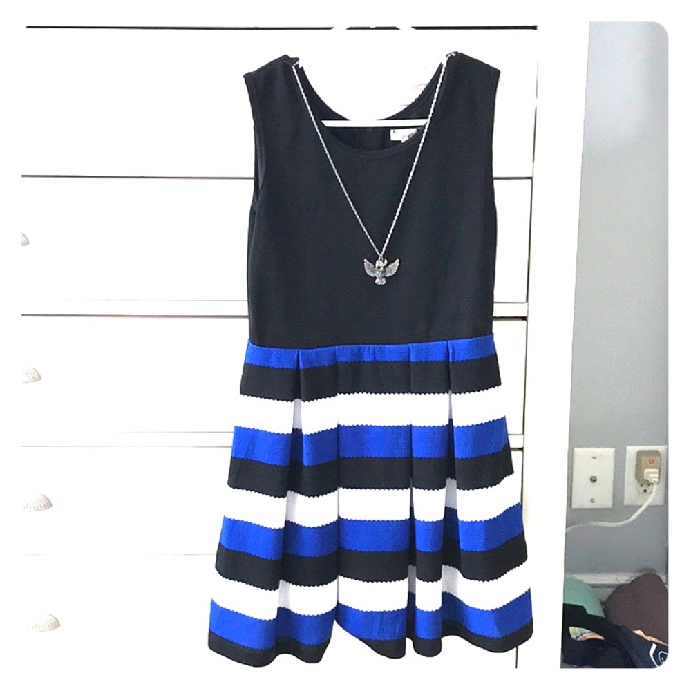 Cute girls dress-Blue, black, white